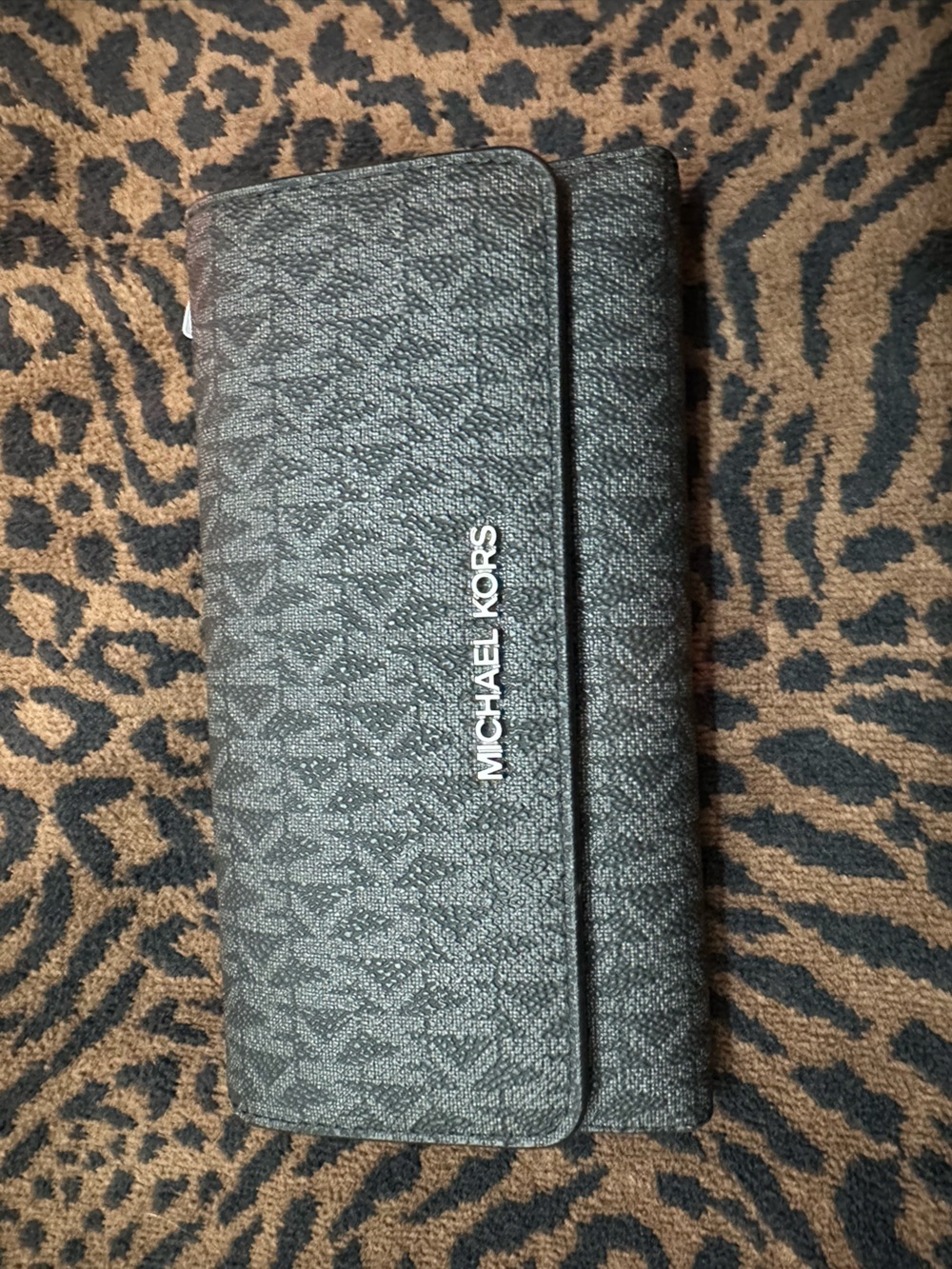 Michael Kors tri-fold Signature Wallet